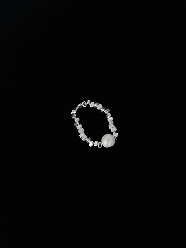 ルビーレン真珠の指輪